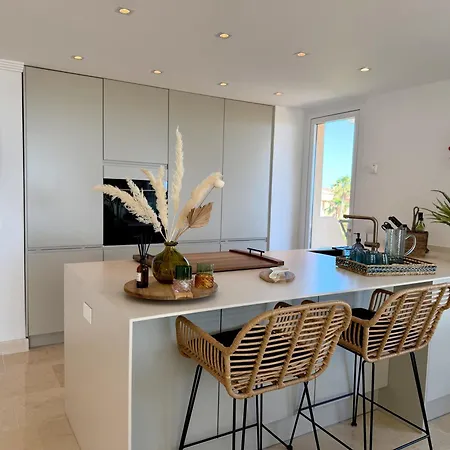 Cifuentes Horizon Sea View Penthouse With Gibraltar Views Apartmán Estepona
