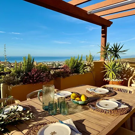 Cifuentes Horizon Sea View Penthouse With Gibraltar Views Apartmán